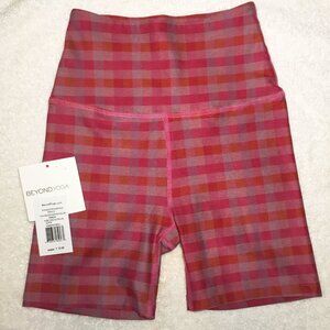 Beyond Yoga Keep Pace 5” Biker Shorts - Pink Gingham - Like New Condition